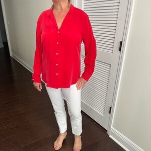Tommy Bahama 100% Silk blouse gently used